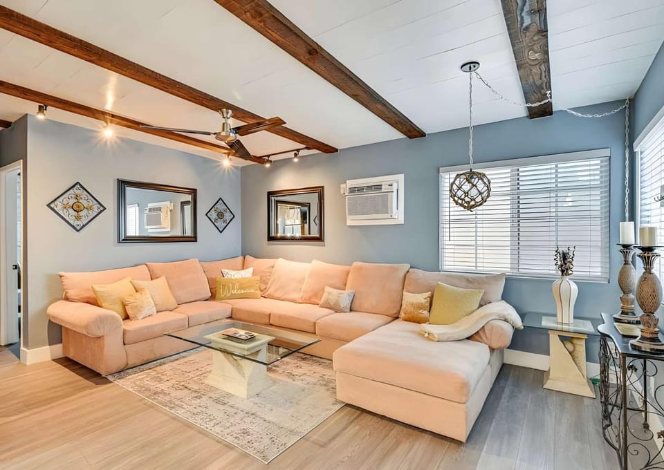 Spacious Family Getaway with Grill Firepit and Patio House in San Ysidro