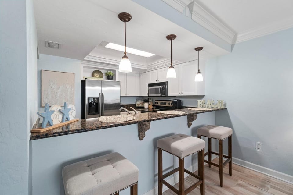 Modern, Beachfront Getaway, Sleeps 4 Apartment in Bonita Springs