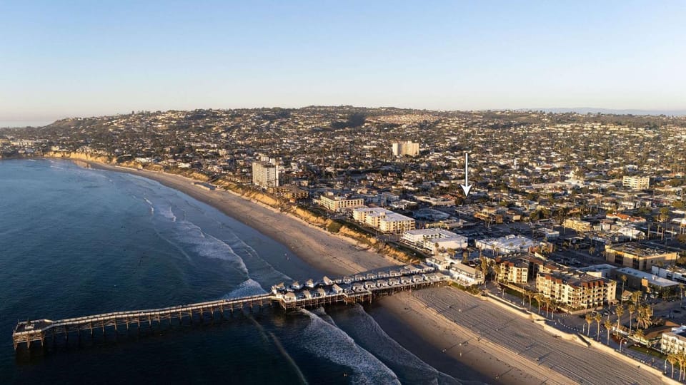 Steps to beach Best Location Villa House in Pacific Beach