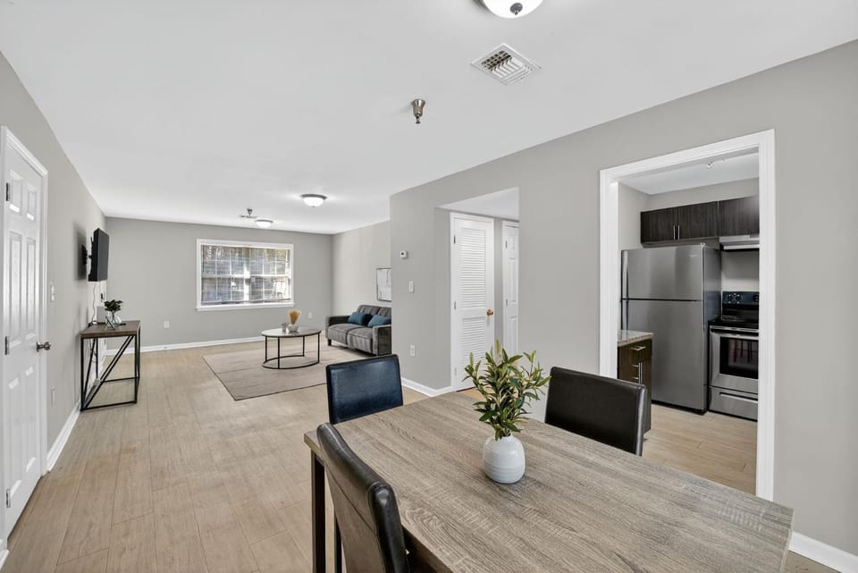 Family Friendly, Spacious 2Bd 1Bt Apartment Apartment in College Park