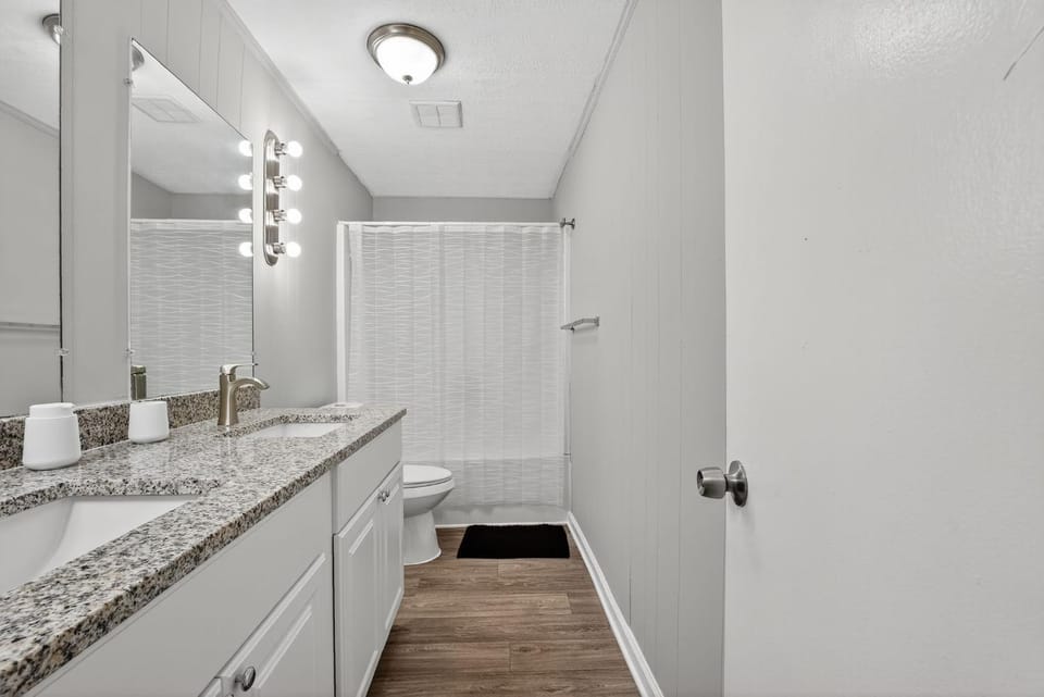 Arbor Gardens Apartment in College Park