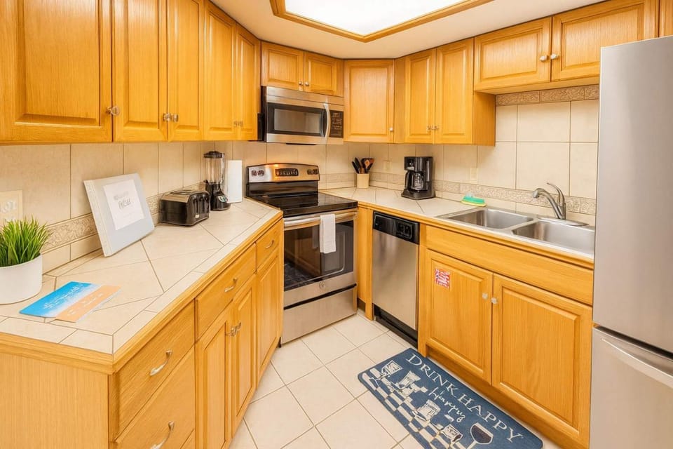 Fun Beachfront Heated Pool Awesome Location Apartment in South Padre Island