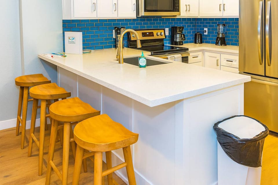 Bahia Mar Beachfront New Remodel Water Views Apartment in South Padre Island