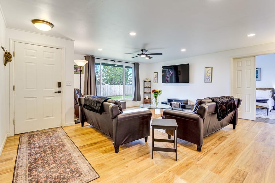Water Views & Hot Tub: 'Kim's Kastle' in Stanwood! House in Camano Island
