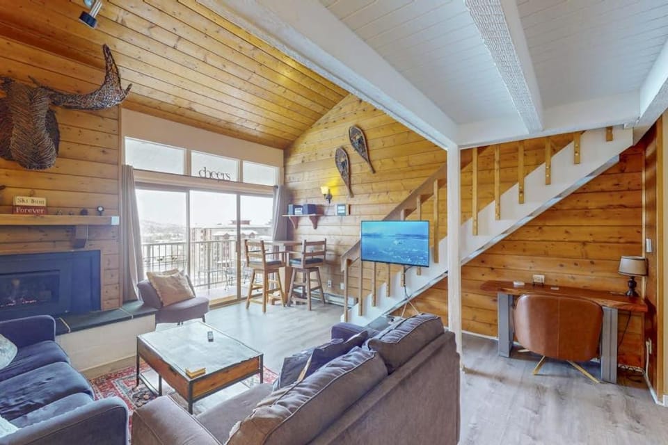 Ski Time Square 513 Apartment in Steamboat Springs