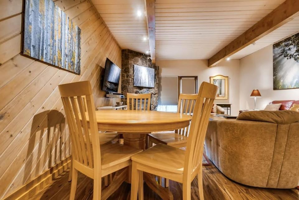 Ptarmigan House 21 Apartment in Steamboat Springs