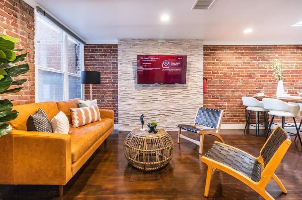 Family-Friendly Apartment with Kitchen Apartment in Gaslamp Quarter