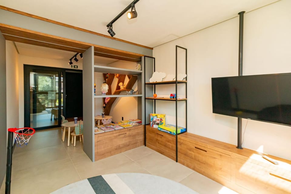 Apartamento com piscina e localização privilegiada Apartment in Canela