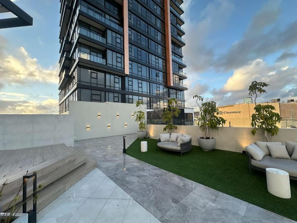 Cosmopolitan TJ - Costco and San Ysidro Border USA Apartment in Tijuana
