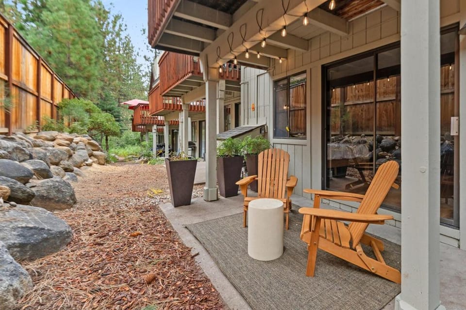 Charming Tahoe Cabin Cabin in Incline Village