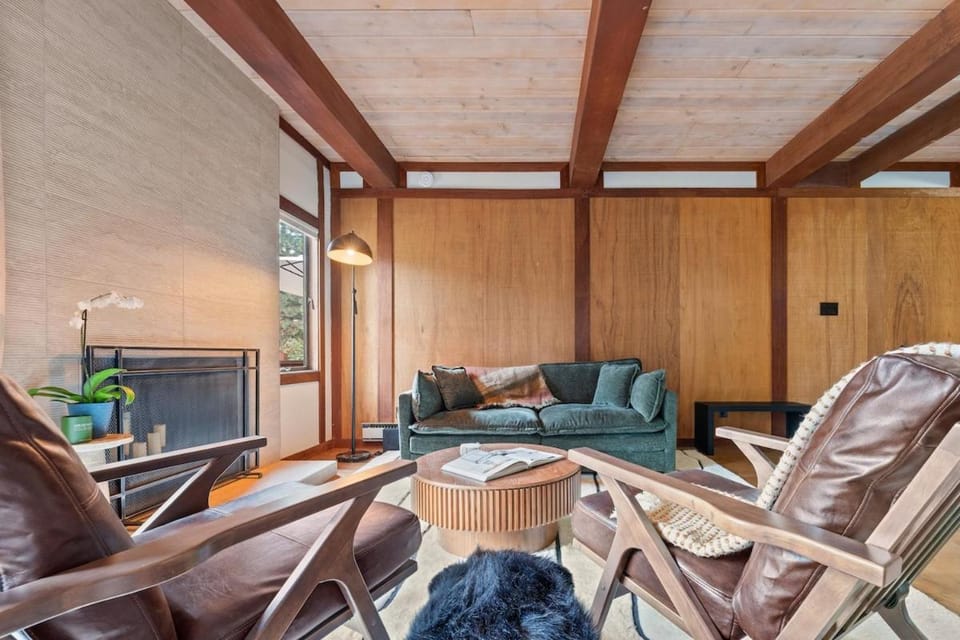 Charming Tahoe Cabin Cabin in Incline Village
