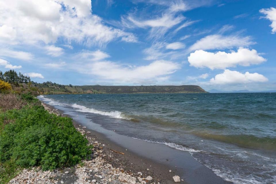 Natural landscape, Lake view