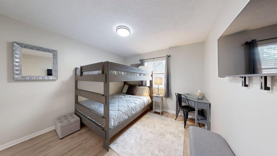 TV and multimedia, Photo of the whole room, Bedroom, bunk bed