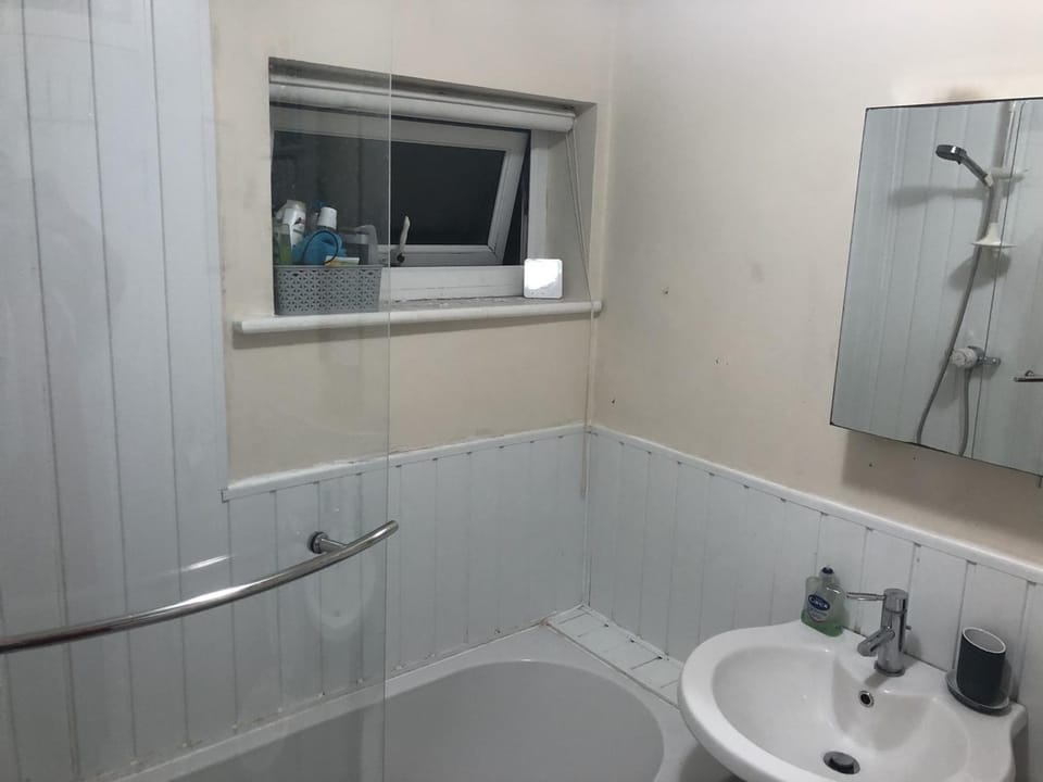 Toilet, Bathroom, Bath