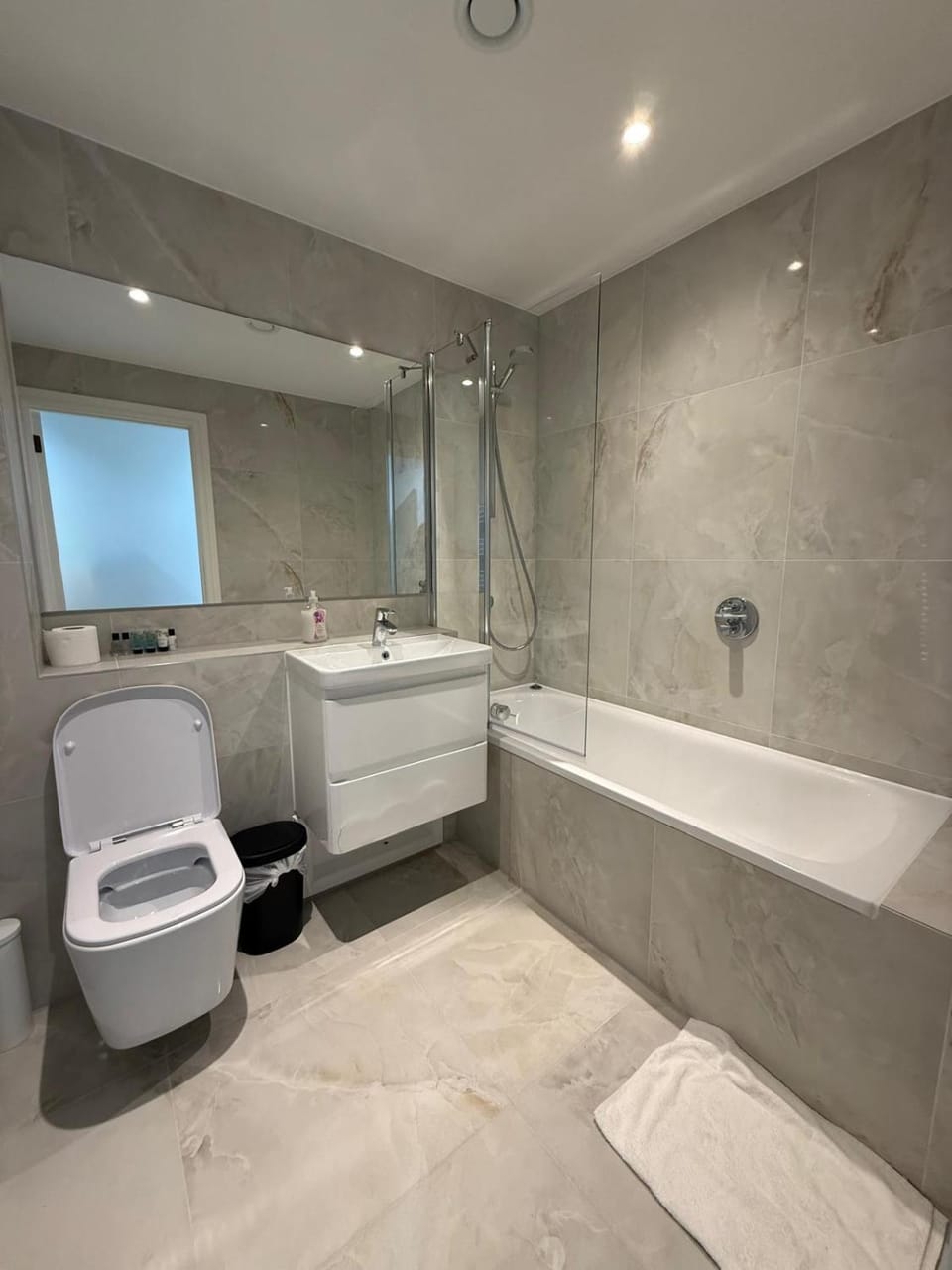 City Airport O2 Arena ExCel Centre Canary Wharf Apartment in London Apartment in London