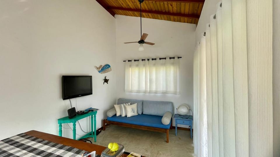 Casa com jardim próximo da praia do Perequê House in Ilhabela