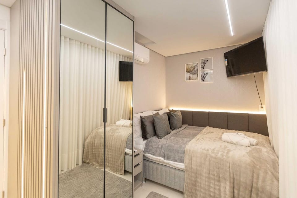 Varanda panorâmica | Suíte Comfort Batel Apartment in Curitiba