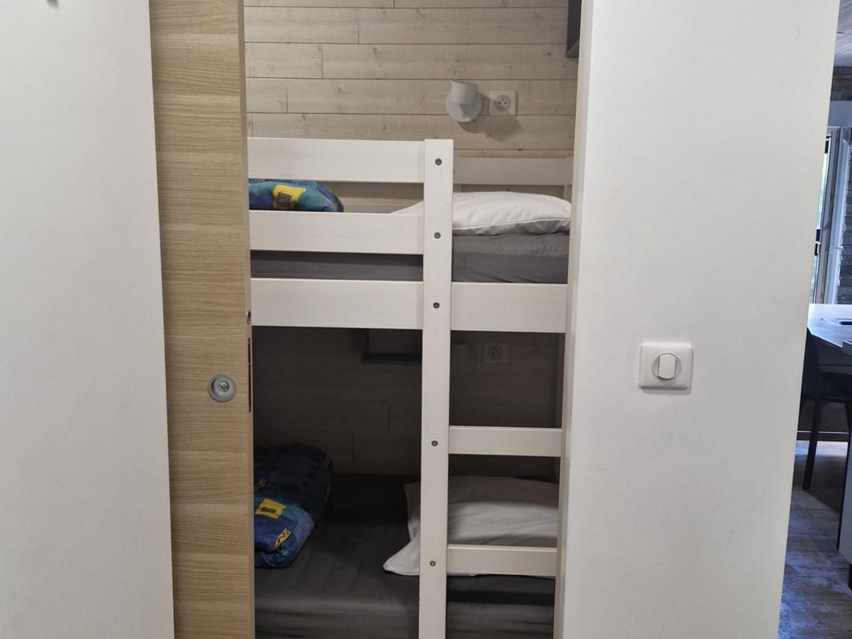 Studio rénové pour 4 au pied de la piste de luge - FR-1-836-13 Apartment in Arâches-la-Frasse