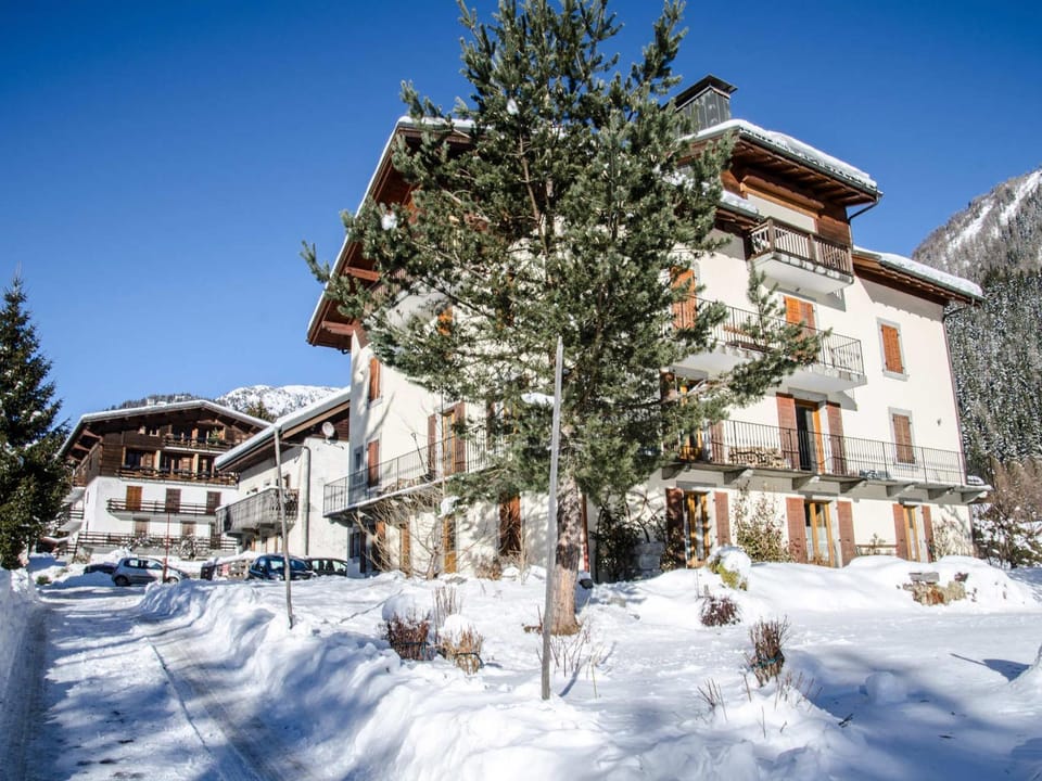 Spacieux appartement 8 pers. avec cheminée à Argentière - FR-1-343-270 Apartment in Chamonix