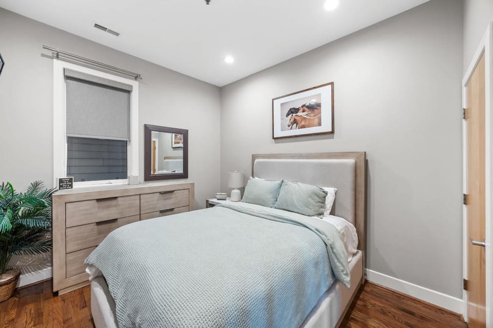 NEW Elegant Downtown Escape with Modern Comforts Apartment in Jefferson County