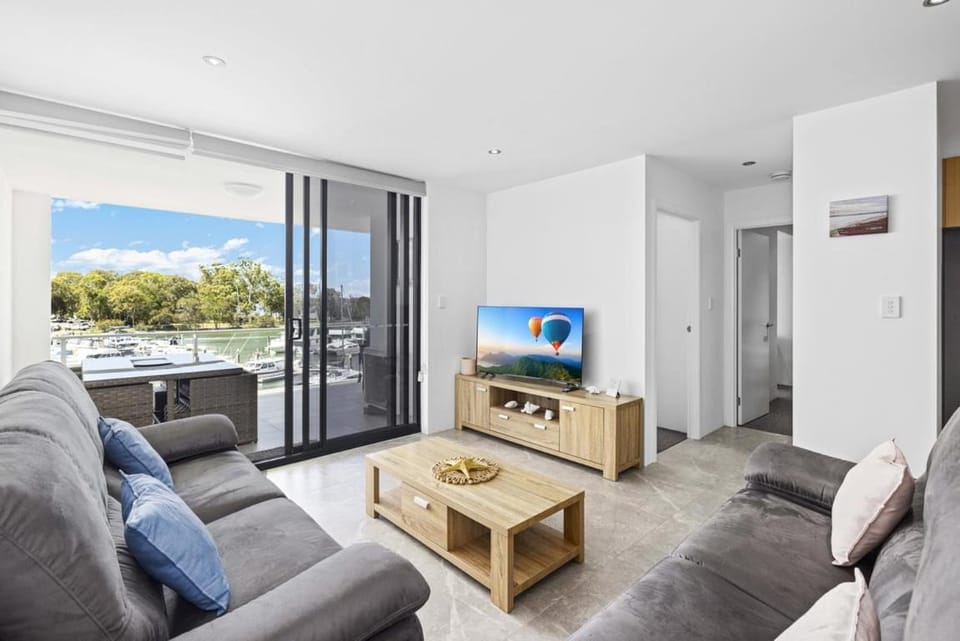Marina Retreat Apartment in Sandstone Point