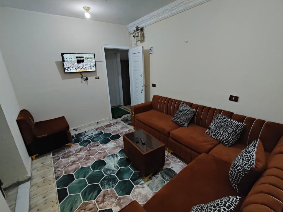 شقه مفروشه جميله جدا بموقع متميز 11 Apartment in Cairo Governorate