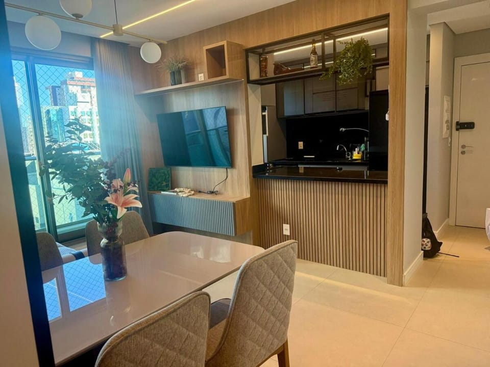Savassi Luxury 2BR Pool and Home Office Apartment in Belo Horizonte