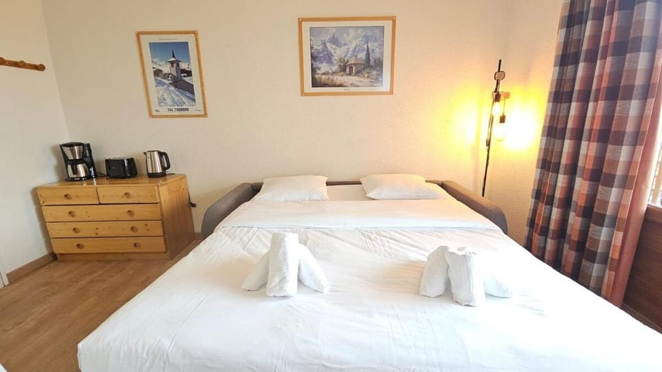 Condo - Roche Blanche Residence By Alpstays Apartment in Val Thorens