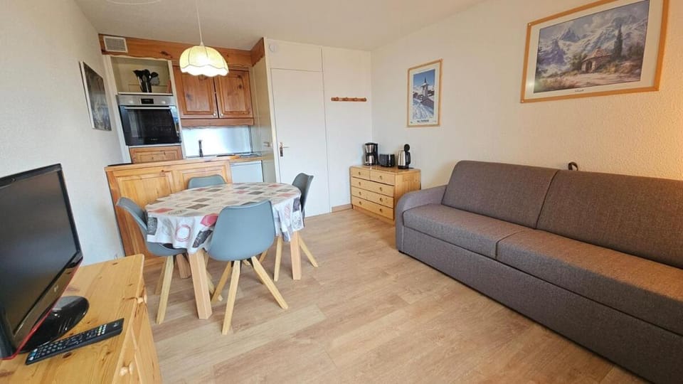 Condo - Roche Blanche Residence By Alpstays Apartment in Val Thorens