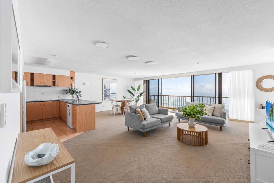 The Rocks 11H Apartment in Gold Coast