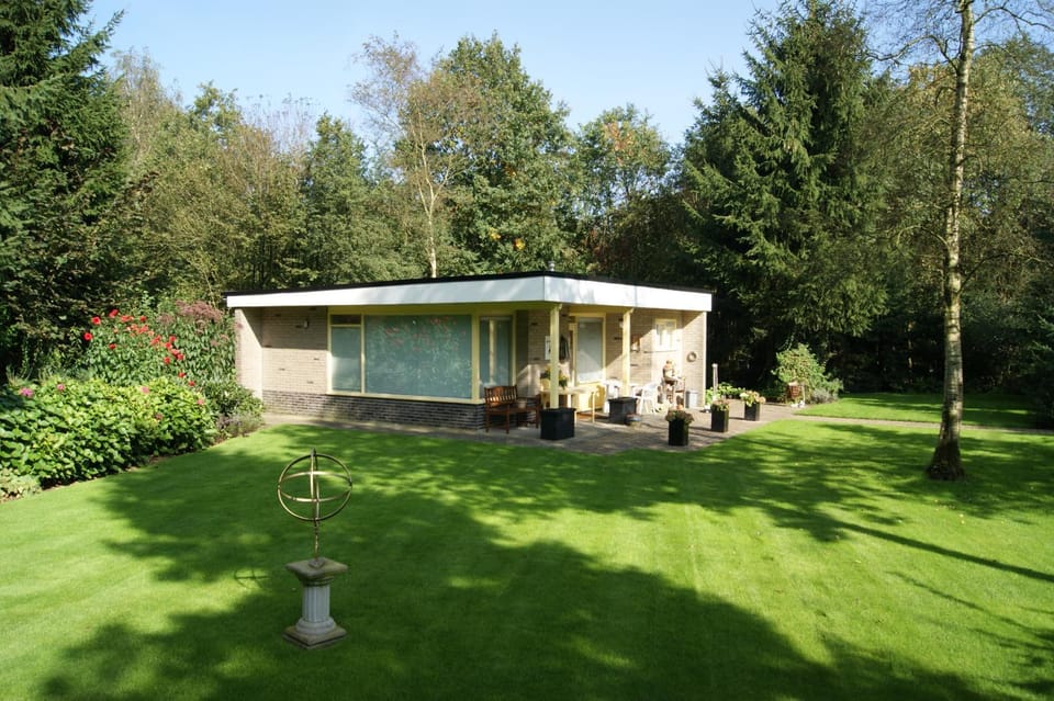 Property building, Day, Garden