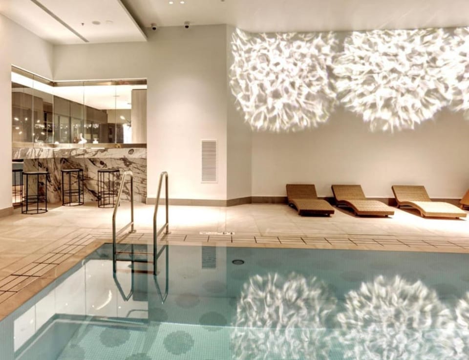 Pool view, Swimming pool