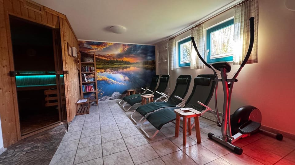 Sauna, Spa and wellness centre/facilities, Fitness centre/facilities