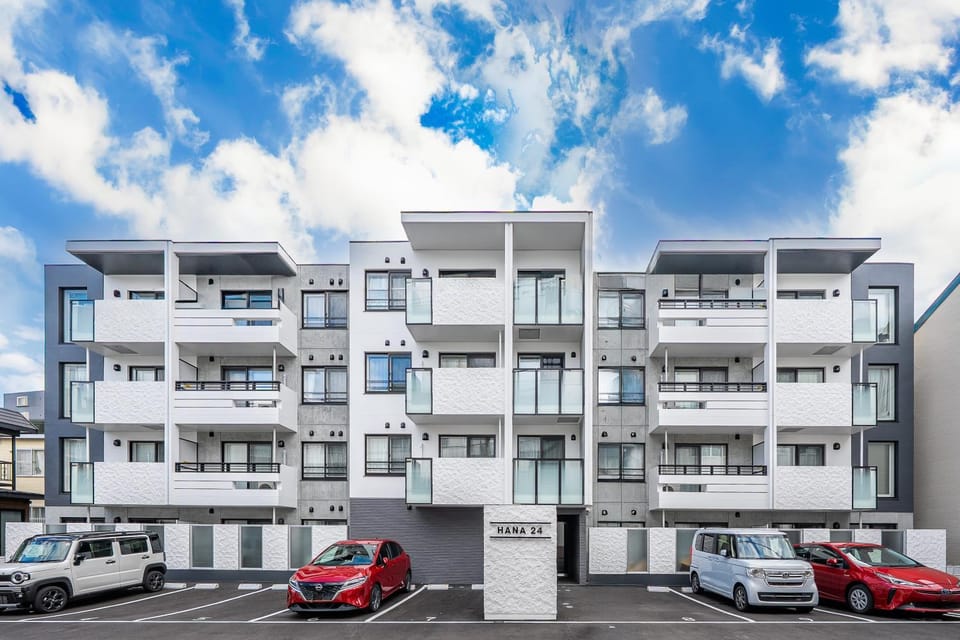 Hana107 Apartment in Sapporo