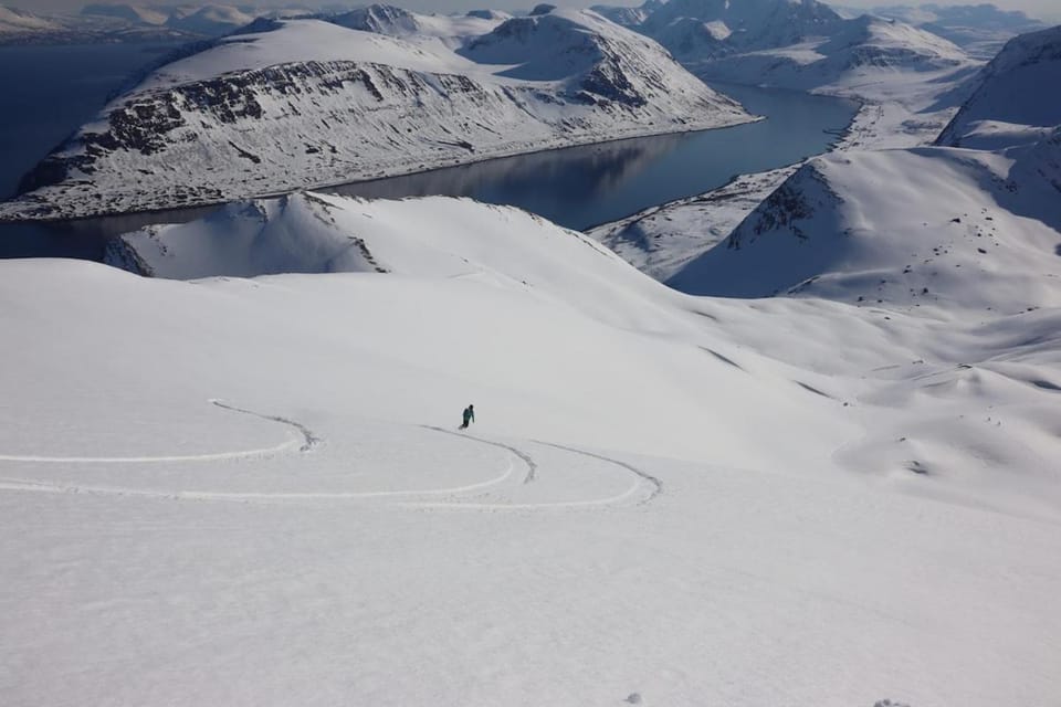 Arnoya basecamp House in Troms Og Finnmark