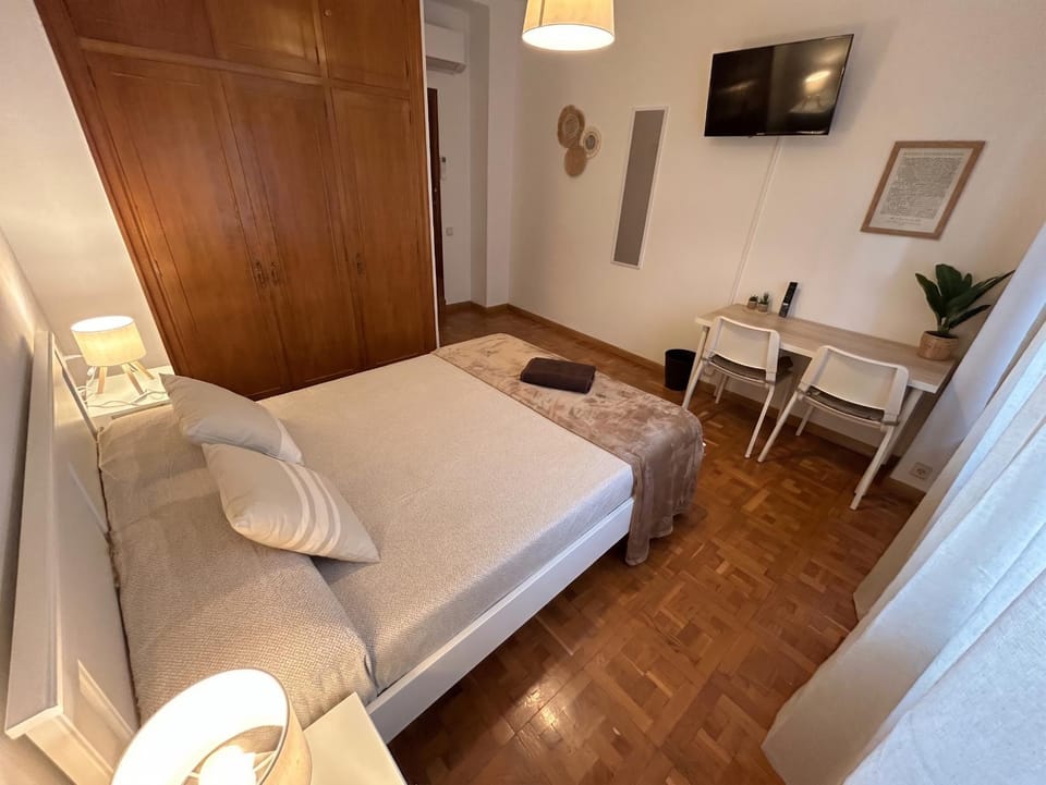 Rooms Rey, junto al Palacio Real y la Gran Vía Bed and Breakfast in Centro
