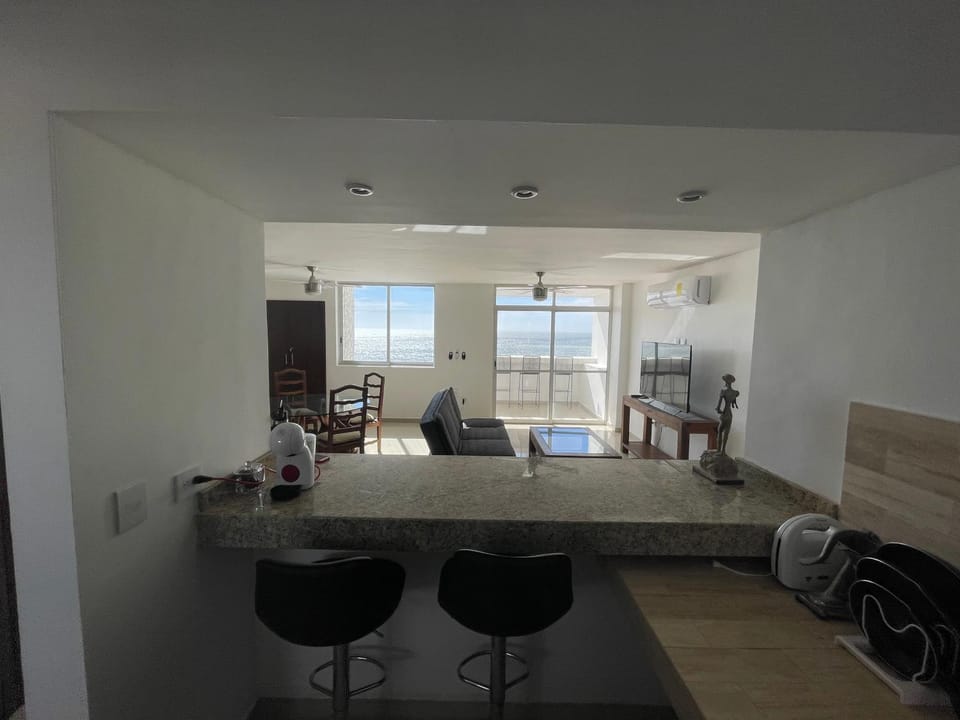 Entire penthouse with sea view in Zona Dorada - 3 bedrooms Apartment in Mazatlan