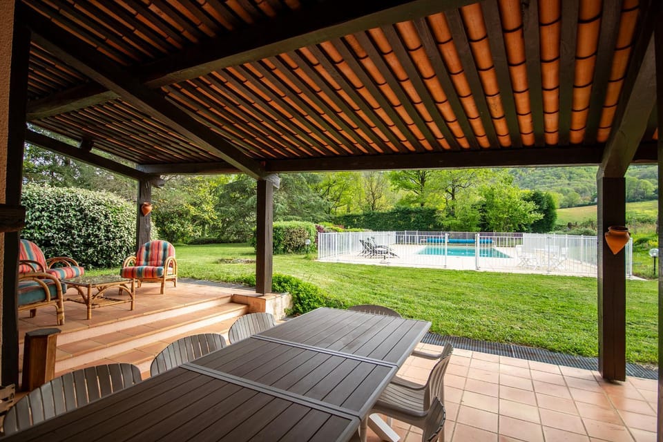 Patio, Swimming pool