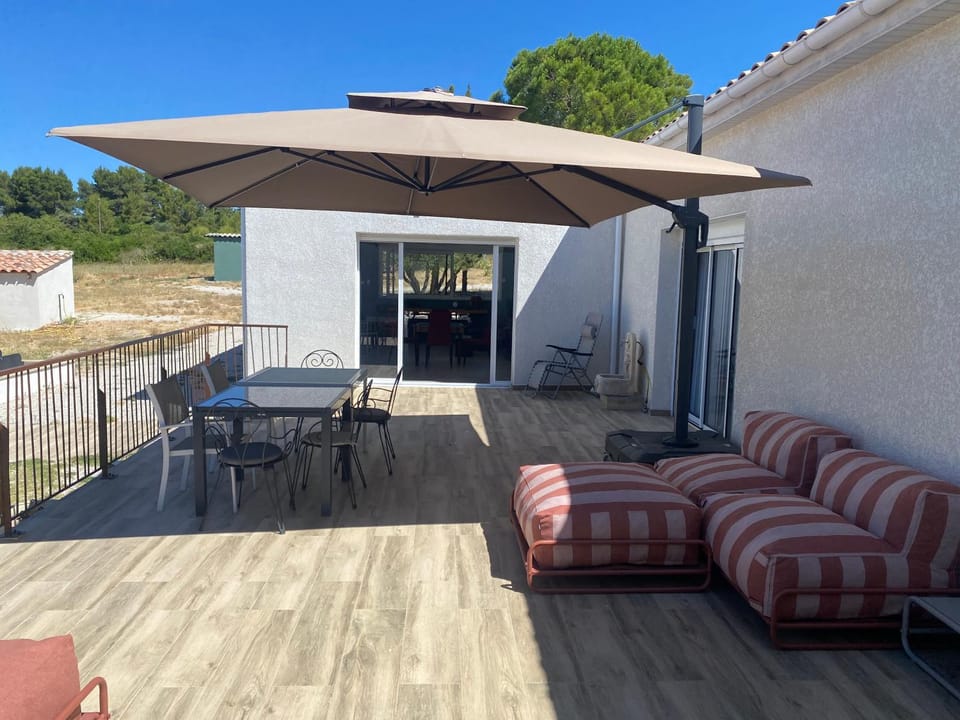 Villa avec piscine au milieu des champs Villa in Occitanie