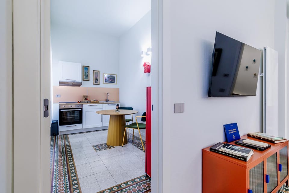 Kitchen or kitchenette, kitchen