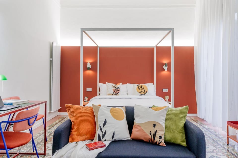 Bed, Photo of the whole room