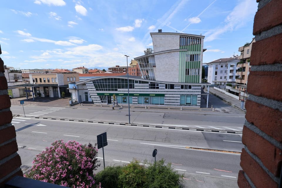 Rubin Stay-Karabas Apartments-con garage Apartment in Vicenza
