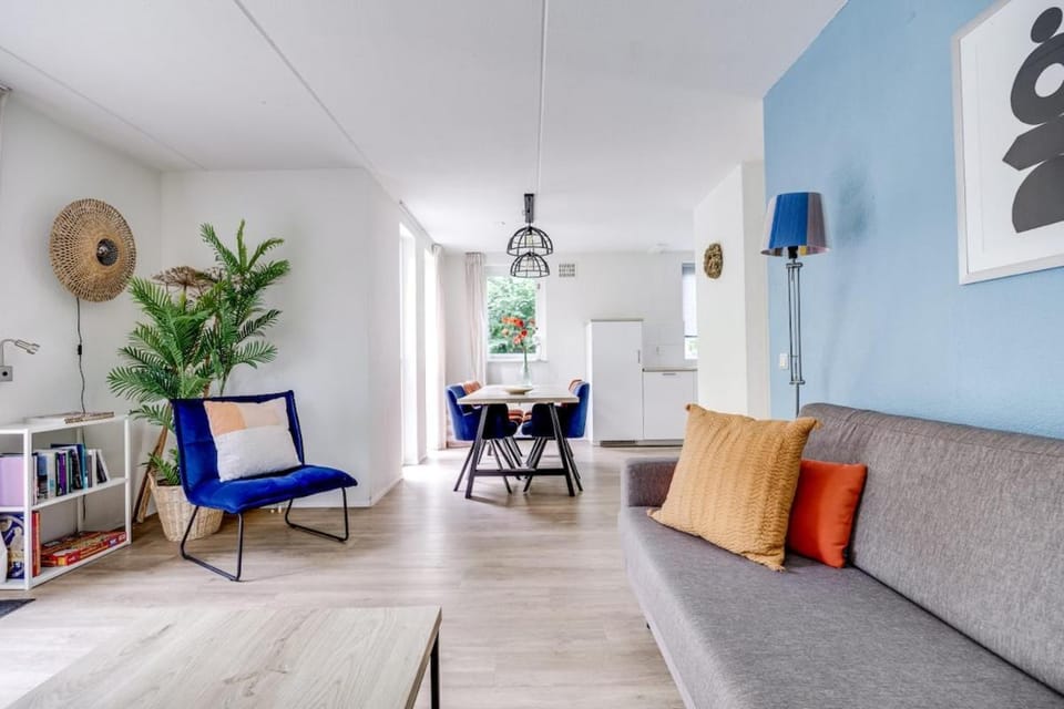 Zonnige luxe bungalow met grote tuin House in Gelderland, Netherlands