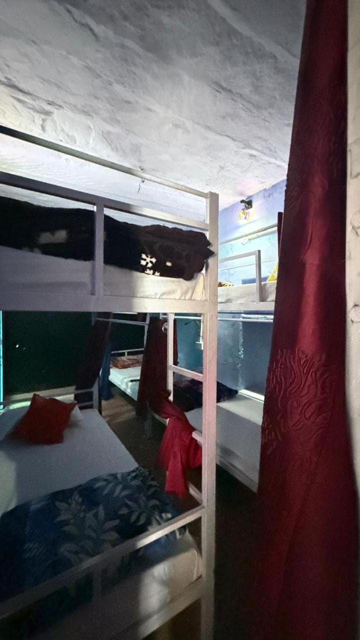 Bed, Bedroom, bunk bed