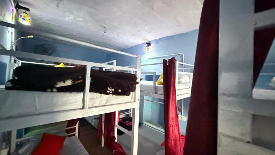 Bed, Bedroom, bunk bed
