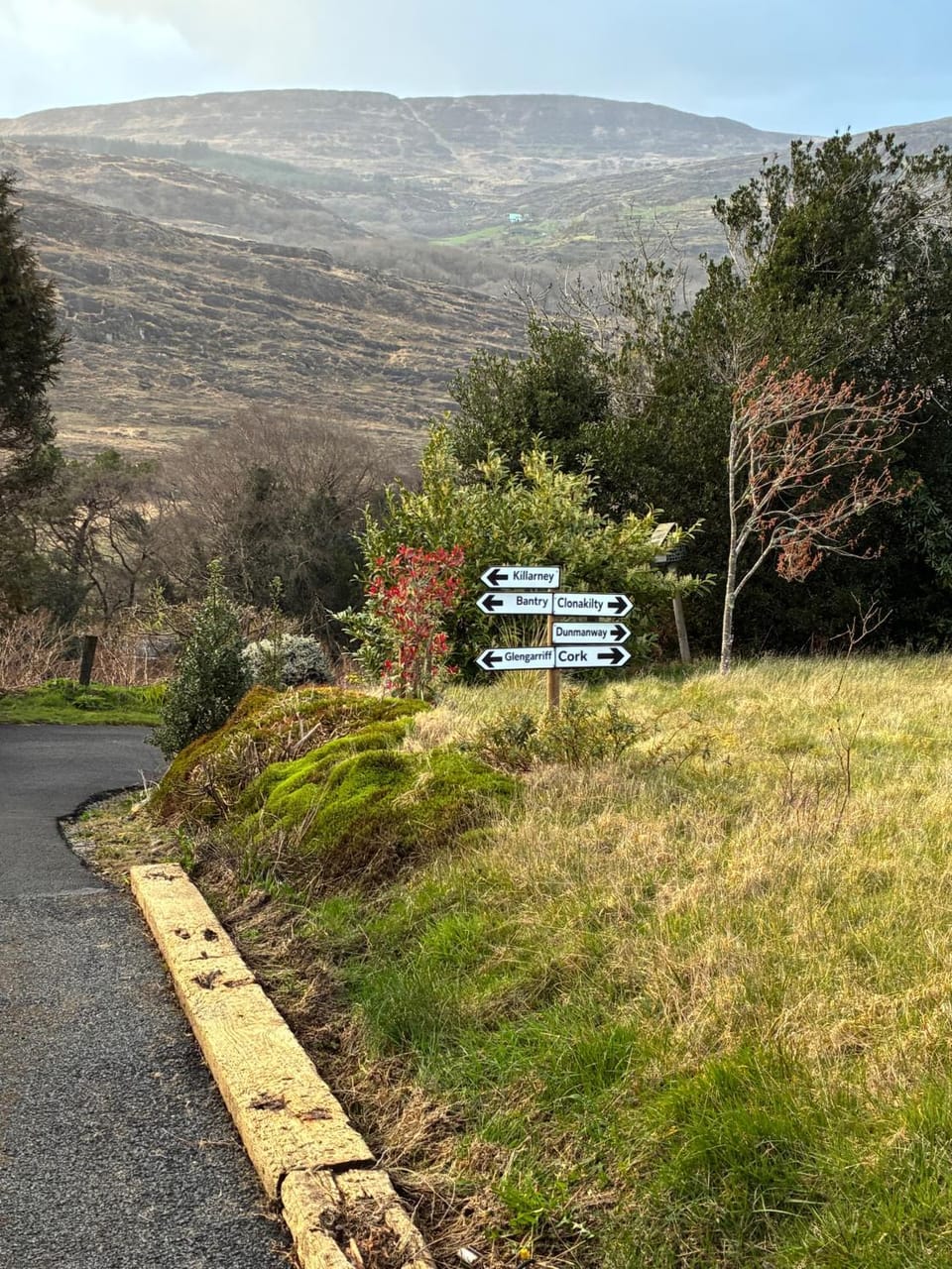 Shantalla West Cork Farmhouse with Hot Tub & Sauna House in County Kerry