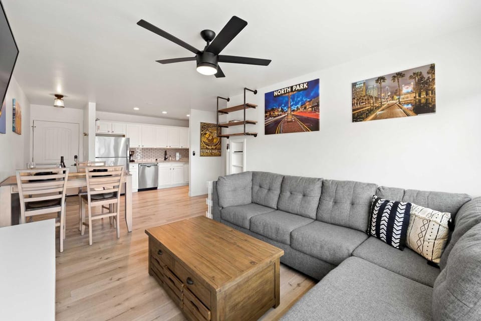 Historic Apartment with Roof Deck in the Heart of North Park House in San Diego