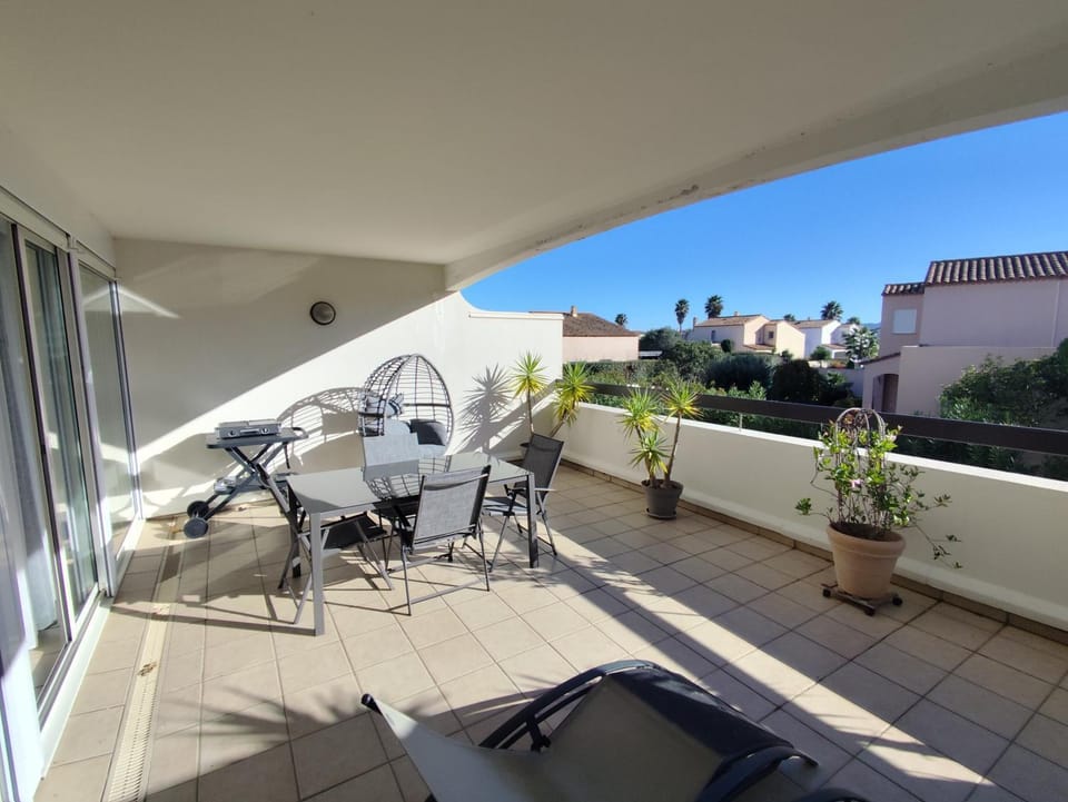 Balcony/Terrace, Dining area