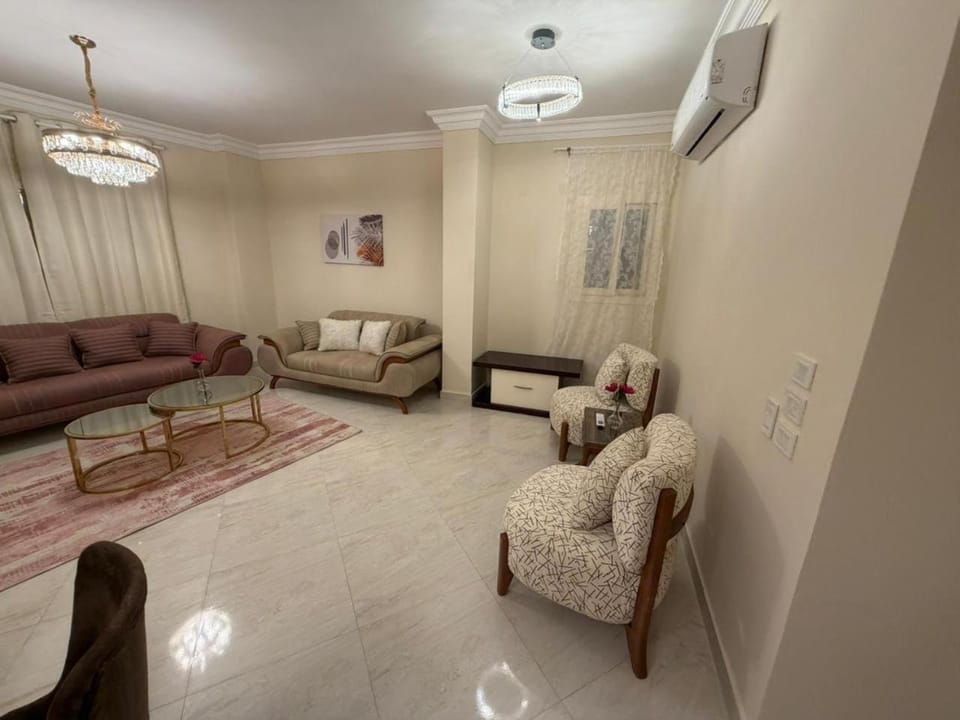 Living room, Seating area, air conditioner