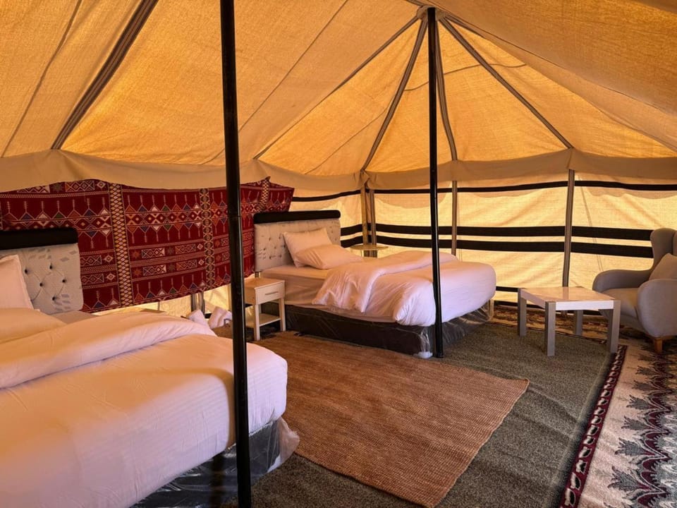Sand Oasis camp Luxury tent in Oman